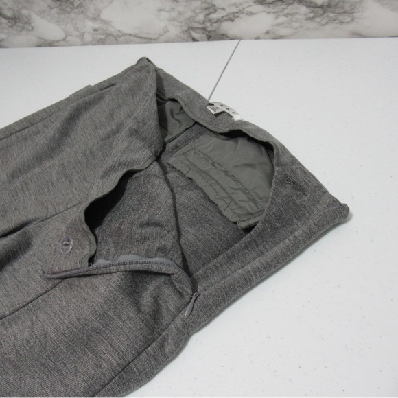 CAbi Newport Gray Slim Leg Pant Size 6 Style 814 - Picture 6 of 17